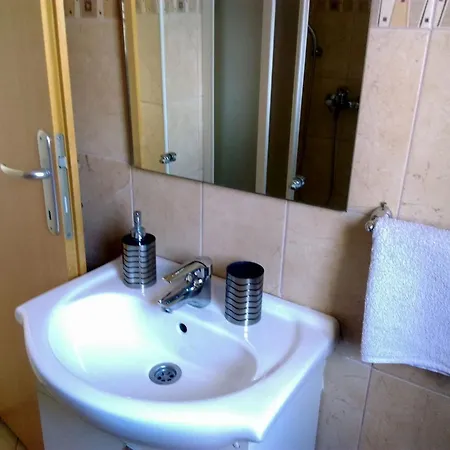 Apartman Tutavac 1 Апартаменты
